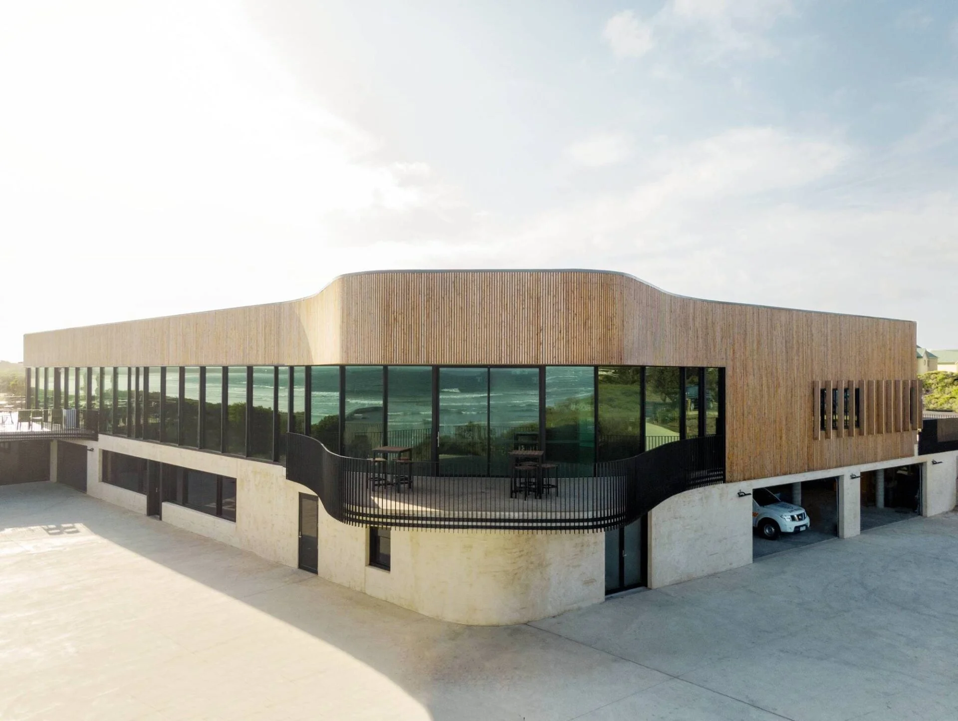 The Ocean Grove Surf Life Saving Club (Melbourne, Australia)
